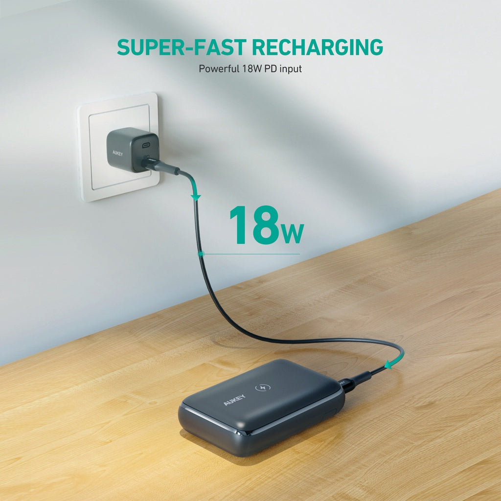 Aukey PB-WL01S 10000mAh Basix Pro Mini Wireless Charging Power Bank (20W Power Delivery)
