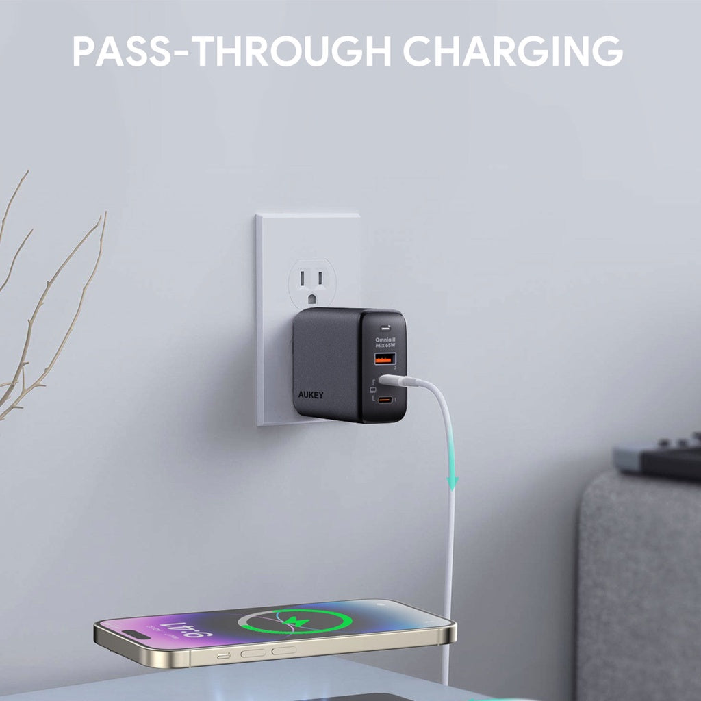 Aukey MagLynk 20W 30W 6.7K/10K mAh Magnetic Wireless Charging Power Bank