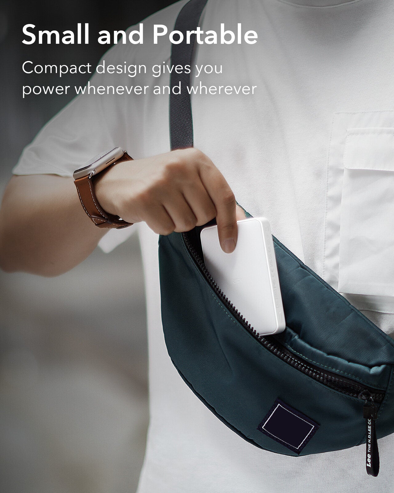 ESR HaloLock 5000mAh 7.5W Mini Wireless Charging Power Bank