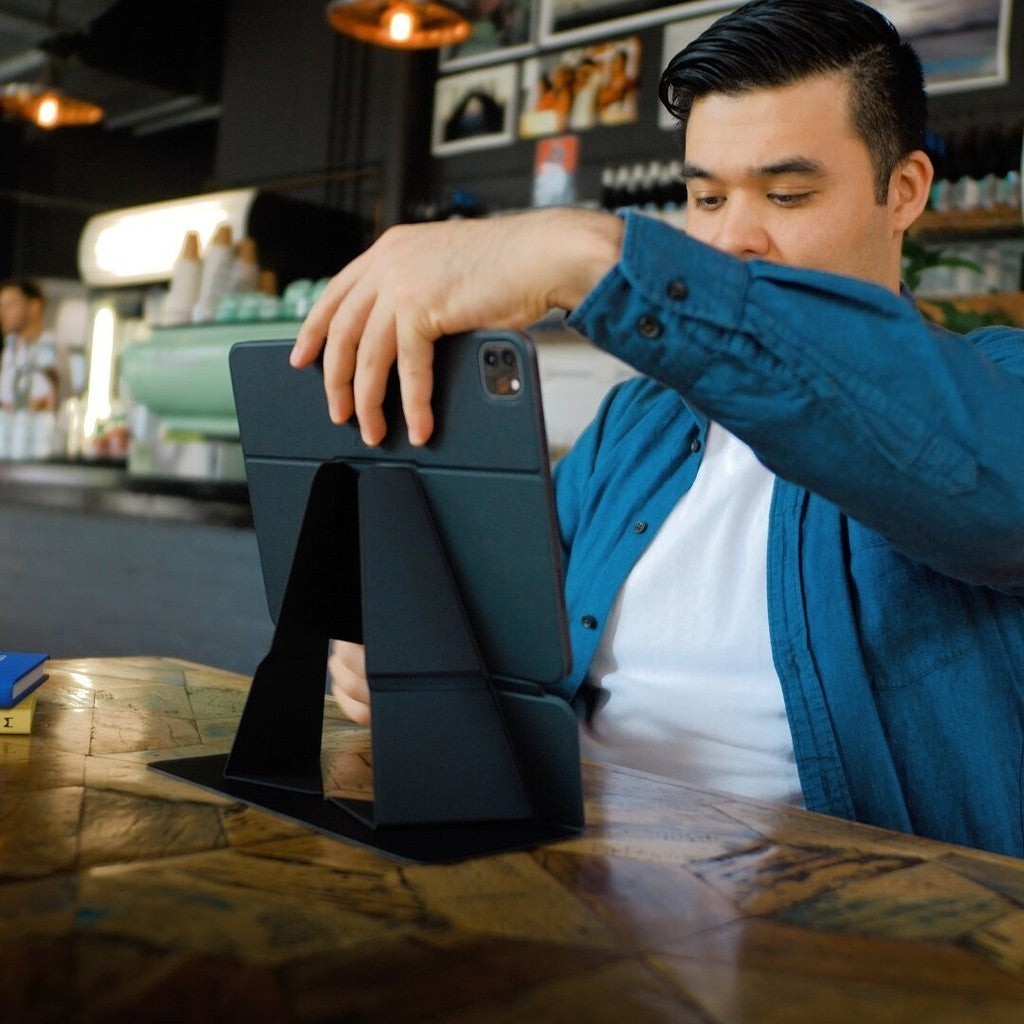 MOFT Snap Float Tablet Stand - 11'' / 12.9'' - Hitam