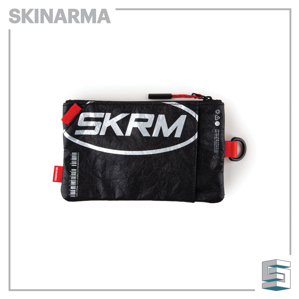 SKINARMA Comet Clutch Bag Pouch dengan Crossbody Strap dan Hand Strap - Hitam/ Perak
